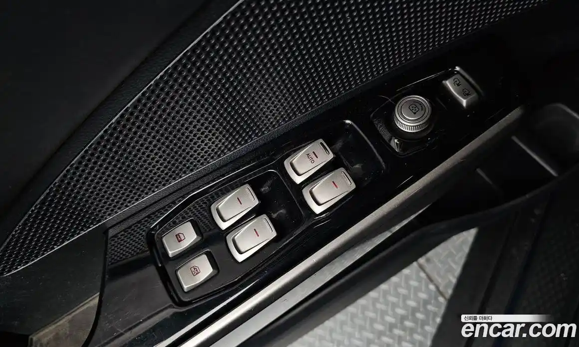 SsangYong TIBOLI 2015 1.6 Автомат в Москве № 33109, фото 9