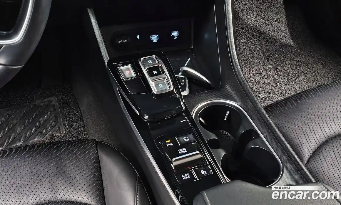 Hyundai Sonata 2020 2.0 Автомат в Москве № 335603, фото 18