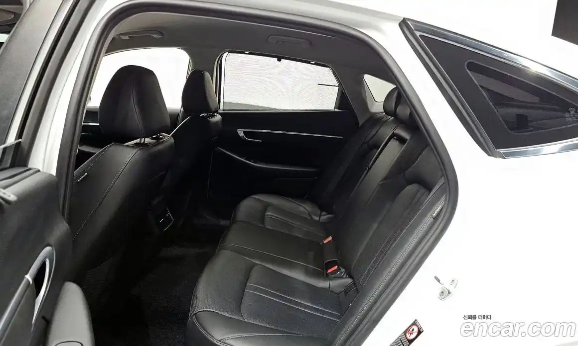 Hyundai Sonata 2020 2.0 Автомат в Москве № 335603, фото 5