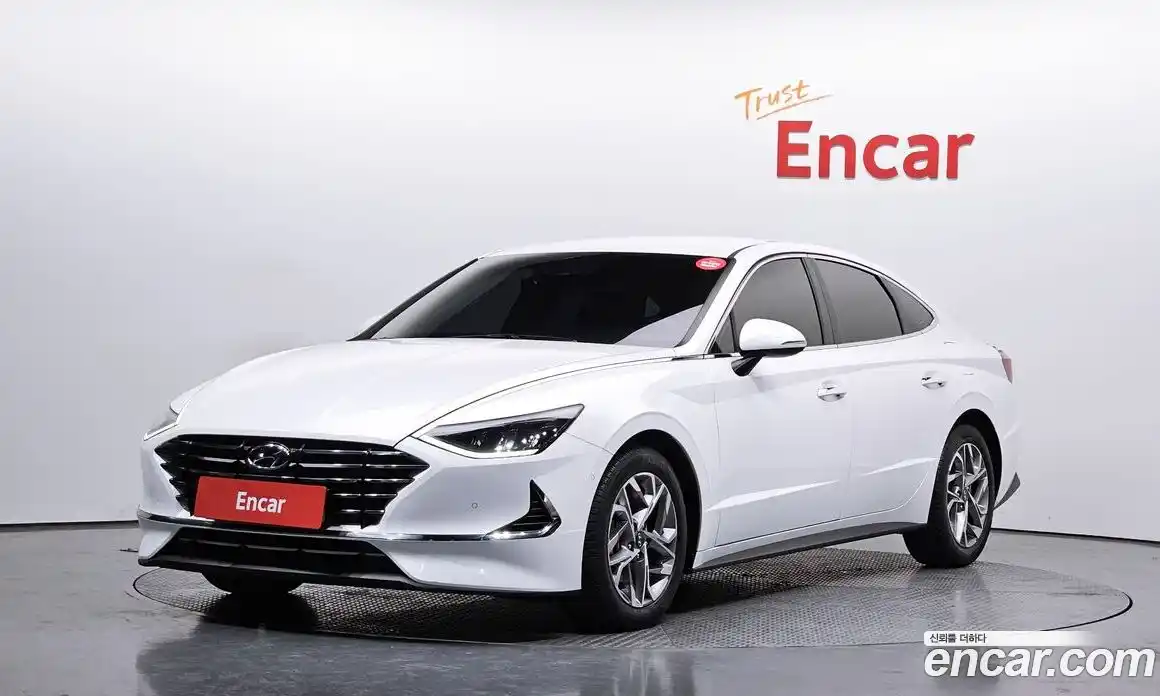 Hyundai Sonata 2020 2.0 Автомат в Москве № 335603, фото 6