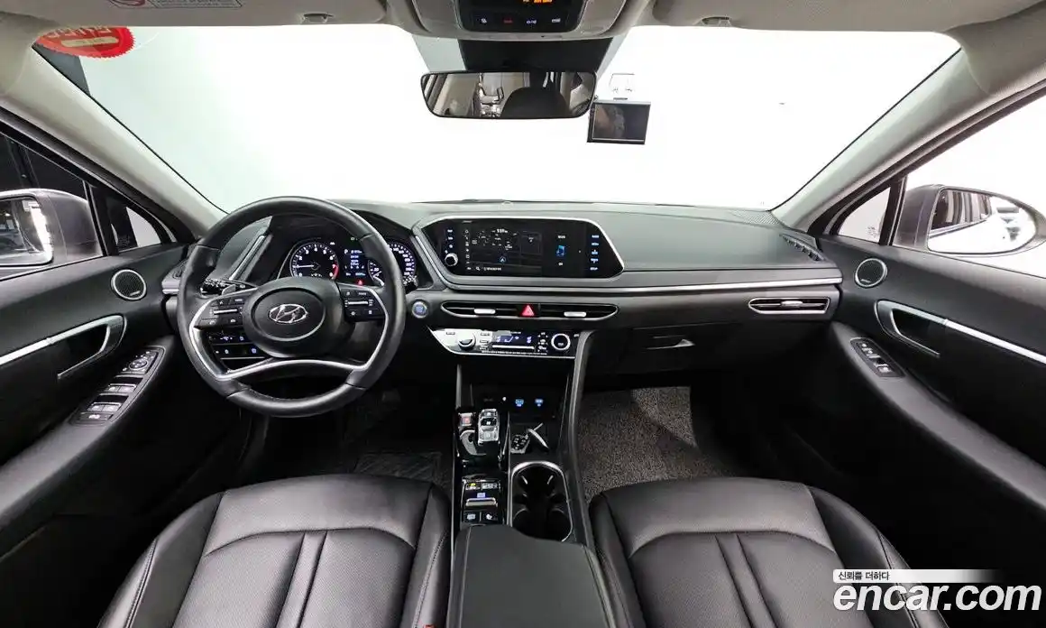 Hyundai Sonata 2020 2.0 Автомат в Москве № 335603, фото 10