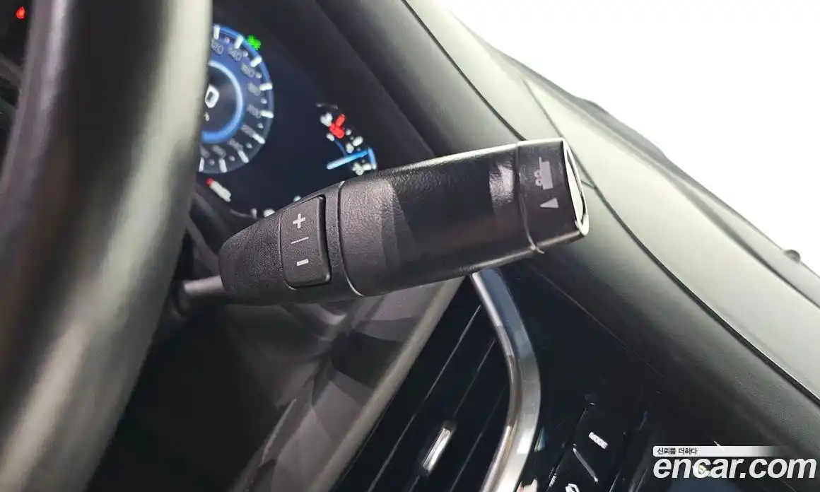 Cadillac Escalade 2018 6.2 Автомат в Москве № 337085, фото 12