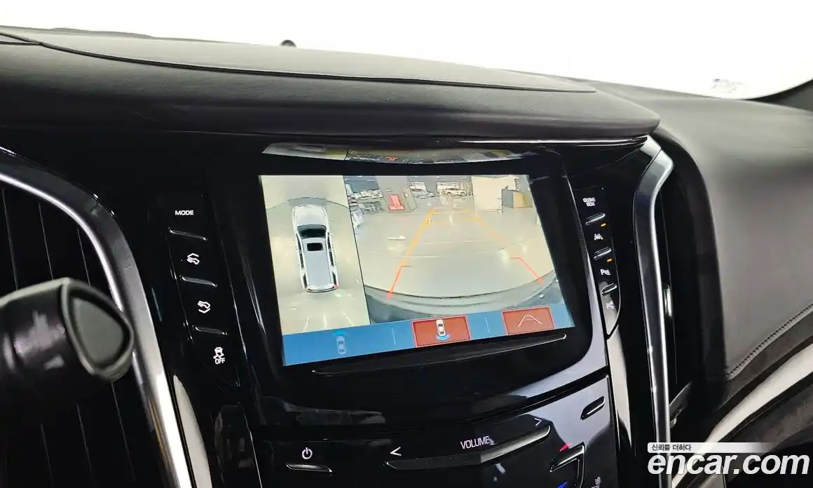 Cadillac Escalade 2018 6.2 Автомат в Москве № 337085, фото 13