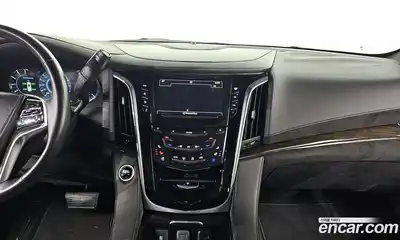 Cadillac Escalade 2018 6.2 Автомат в Москве № 337085, миниатюра 8