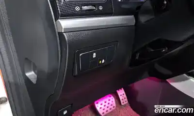 SsangYong Korando 2013 2.0 Автомат в Москве № 33767, миниатюра 4