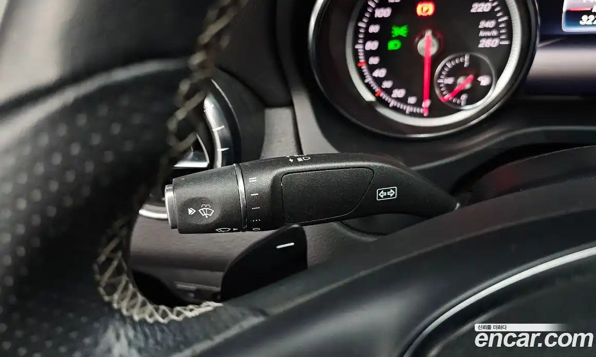 Mercedes-Benz CLA-Class 2018 2.0 Автомат в Москве № 338601, фото 13