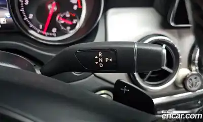 Mercedes-Benz CLA-Class 2018 2.0 Автомат в Москве № 338601, миниатюра 3