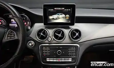 Mercedes-Benz CLA-Class 2018 2.0 Автомат в Москве № 338601, миниатюра 10