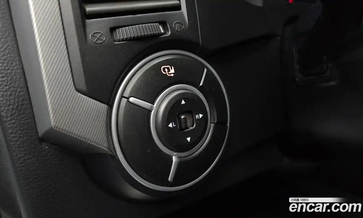 SsangYong Korando 2014 2.0 Автомат в Москве № 35093, фото 8