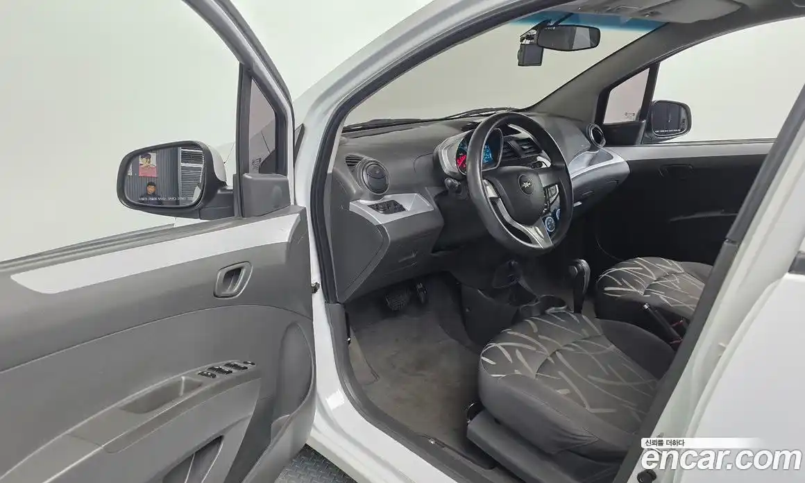 Chevrolet Spark 2015 1.0 Автомат в Москве № 37503, фото 14