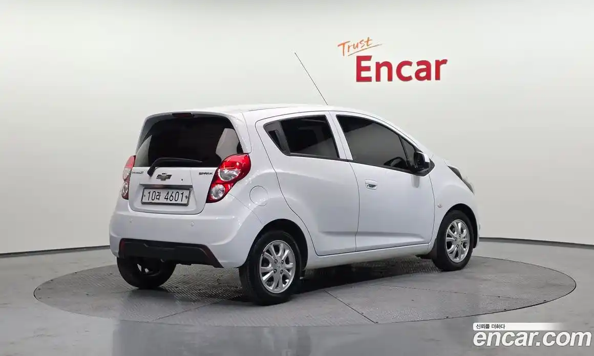 Chevrolet Spark 2015 1.0 Автомат в Москве № 37503, фото 15