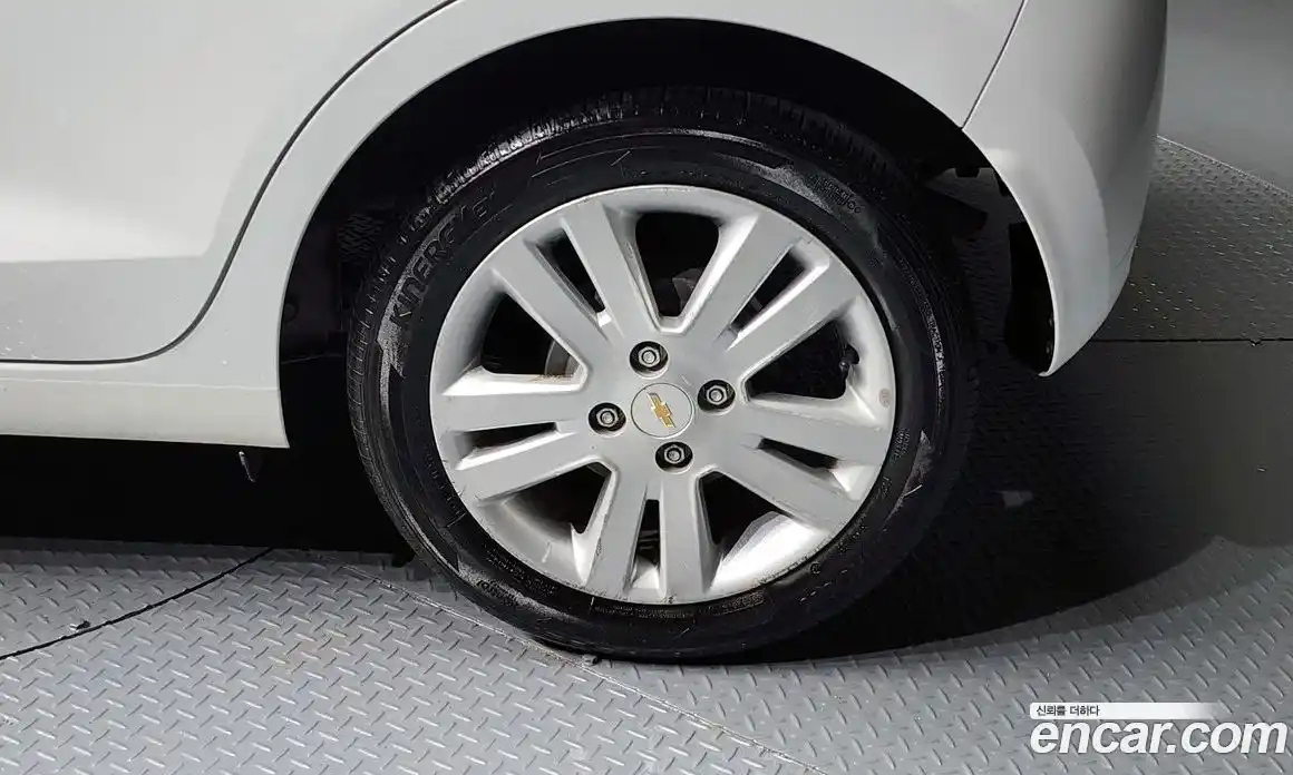 Chevrolet Spark 2016 1.0 Автомат в Москве № 40290, фото 12