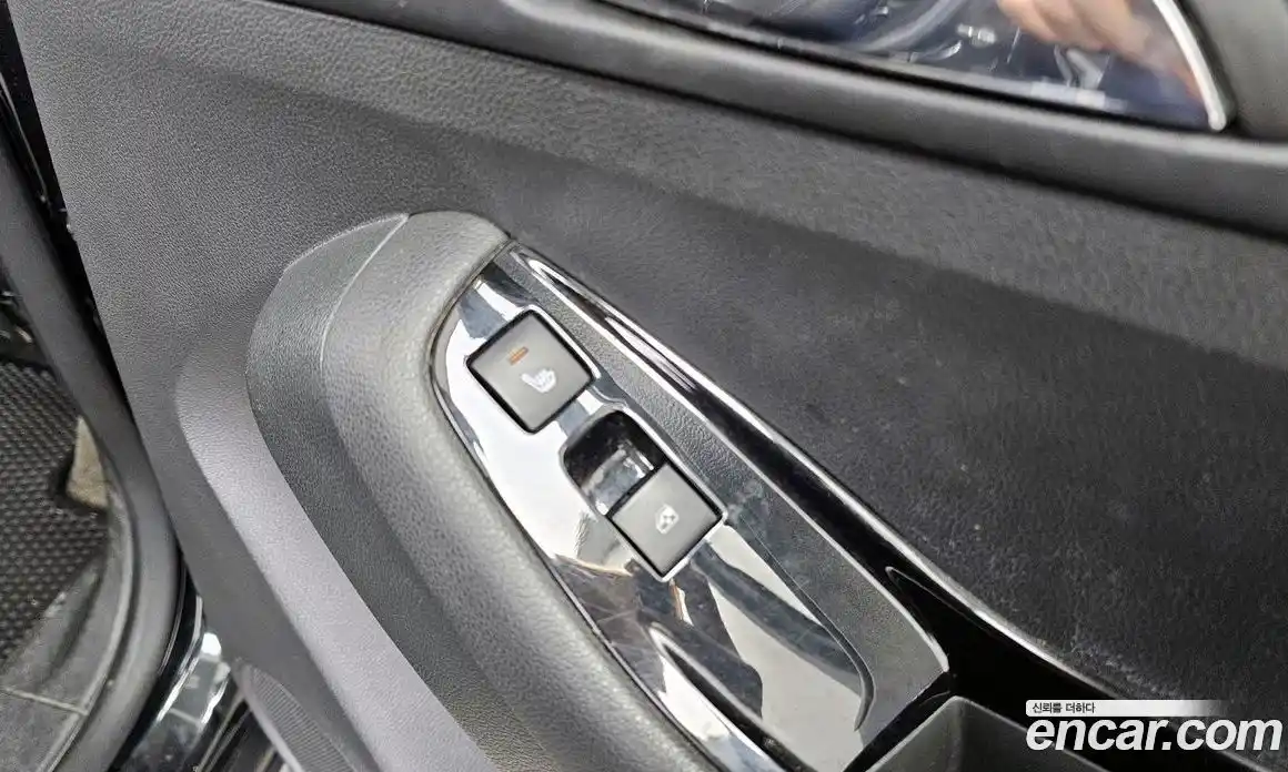 Chevrolet Orlando 2014 2.0 Автомат в Москве № 40873, фото 12