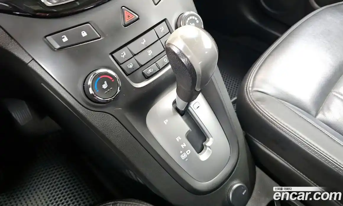 Chevrolet Orlando 2014 2.0 Автомат в Москве № 40873, фото 15