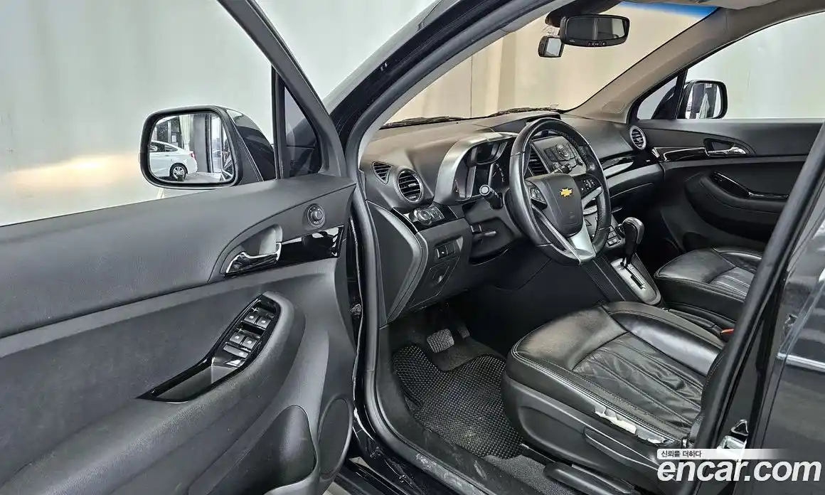 Chevrolet Orlando 2014 2.0 Автомат в Москве № 40873, фото 17