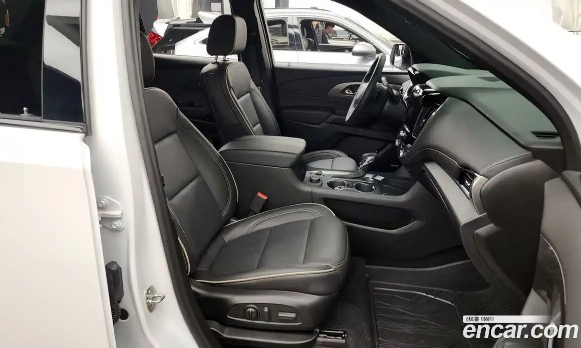 Chevrolet Traverse 2023 3.6 Автомат в Москве № 41156, фото 3