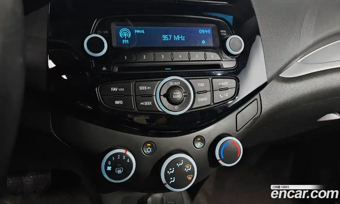 Chevrolet Spark 2014 1.0 Автомат в Москве № 41208, фото 18