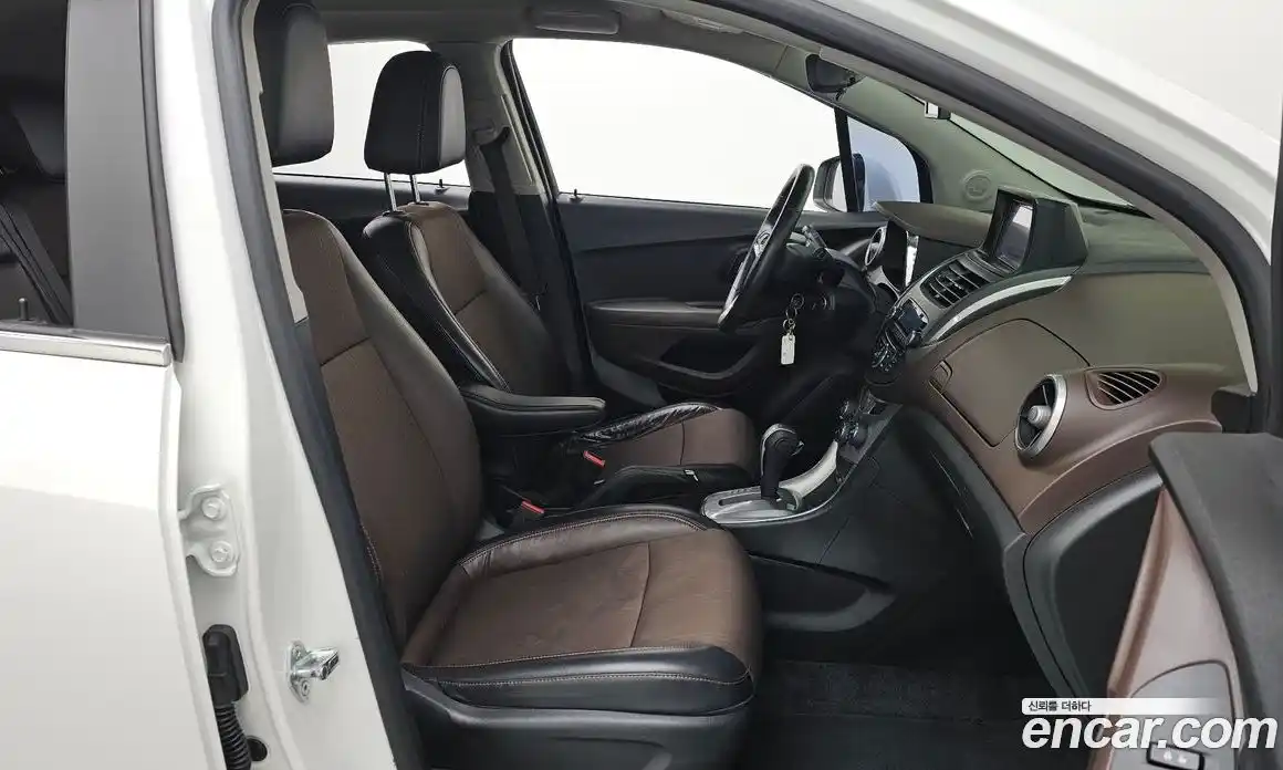 Chevrolet Trax 2014 1.4 Автомат в Москве № 42444, фото 17