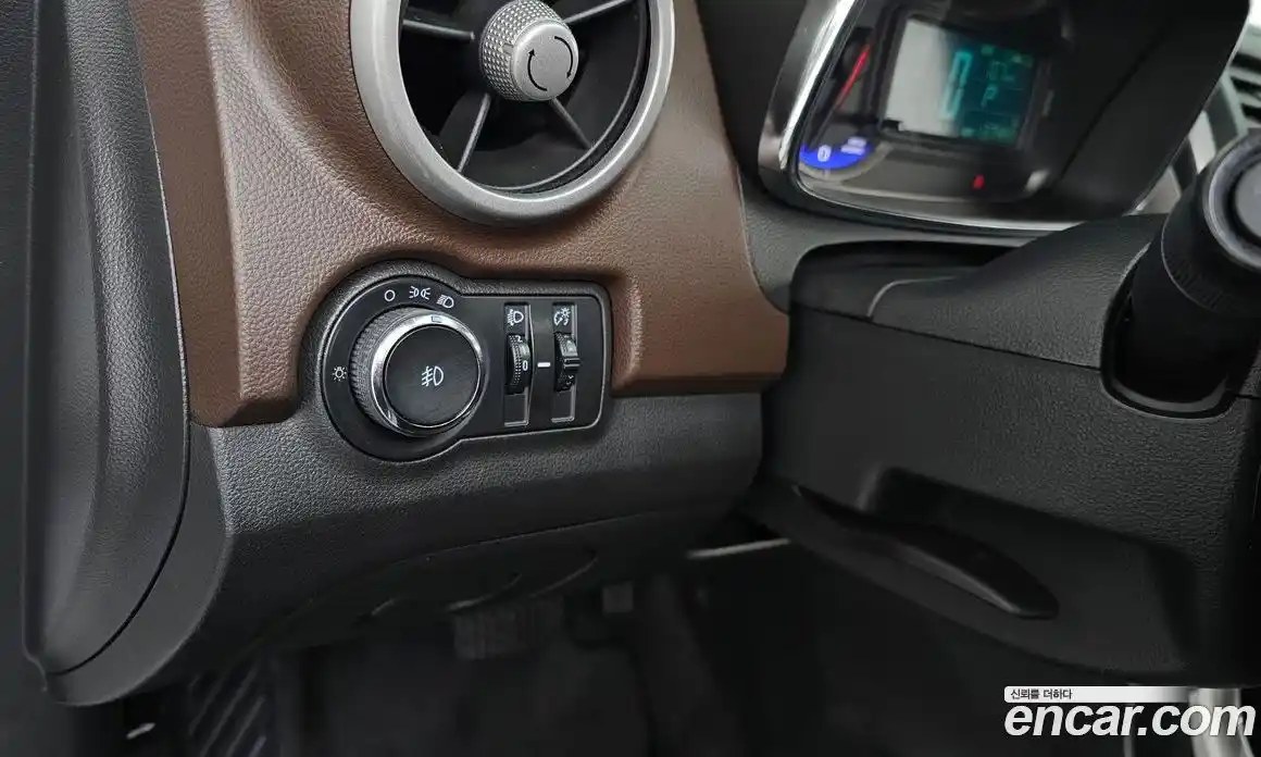 Chevrolet Trax 2014 1.4 Автомат в Москве № 42444, фото 20