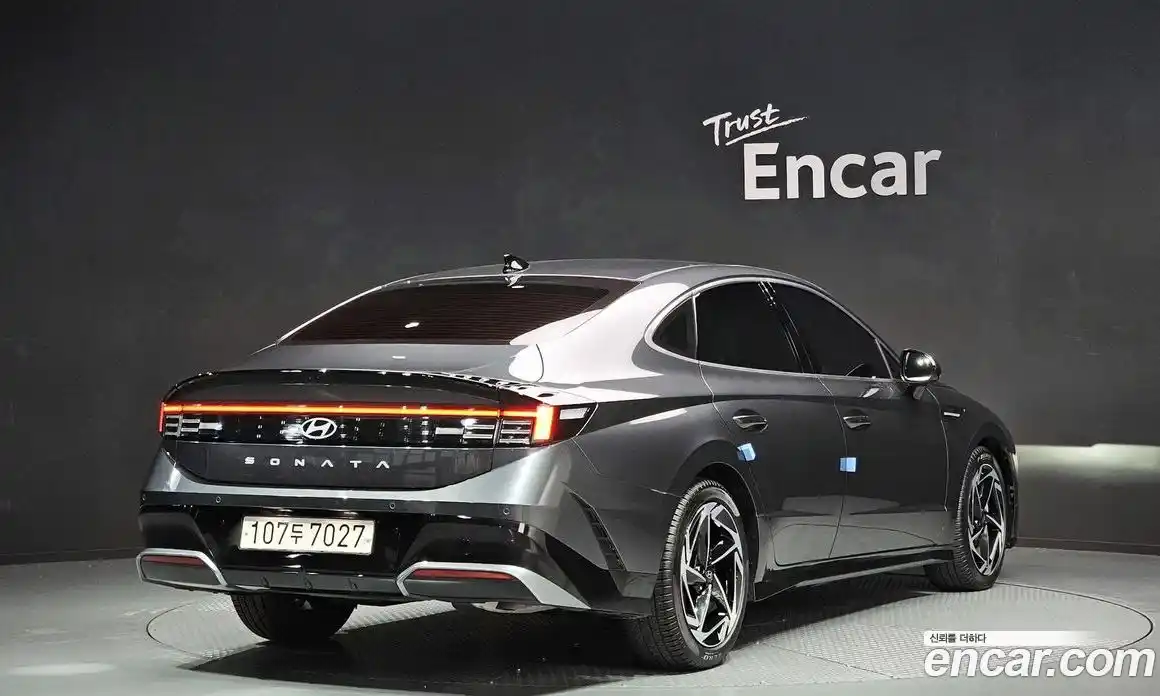 Hyundai Sonata 2024 1.6 Автомат в Москве № 49163, фото 2