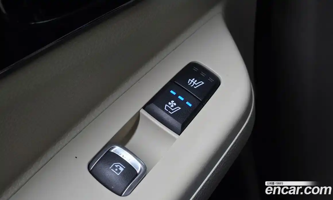 Kia Canival 2025 2.2 Автомат в Москве № 51910, фото 20