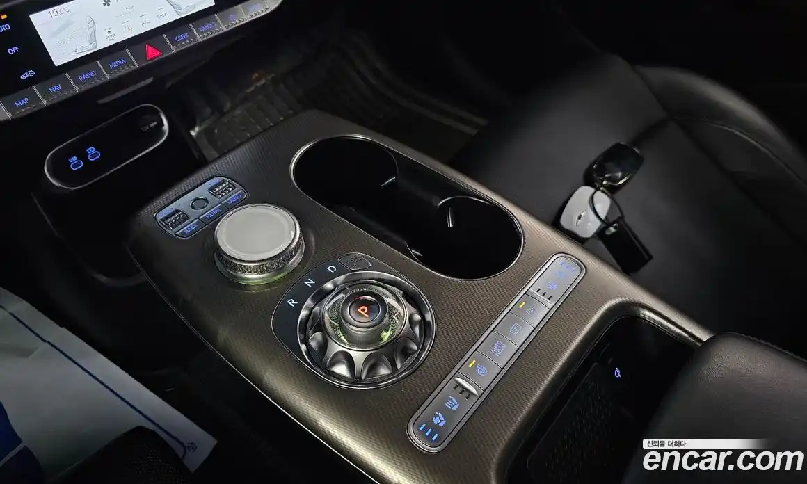 Genesis GV60 2023 0.1 Автомат в Москве № 57051, фото 14