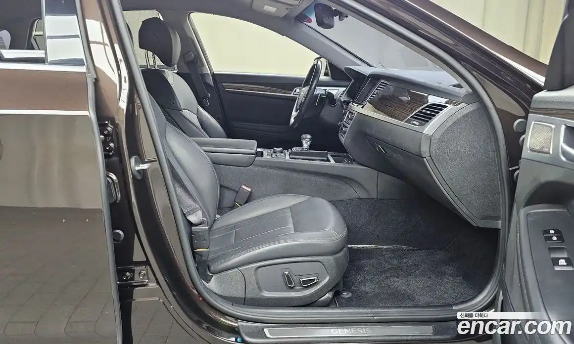 Genesis G80 2018 3.3 Автомат в Москве № 57789, фото 6