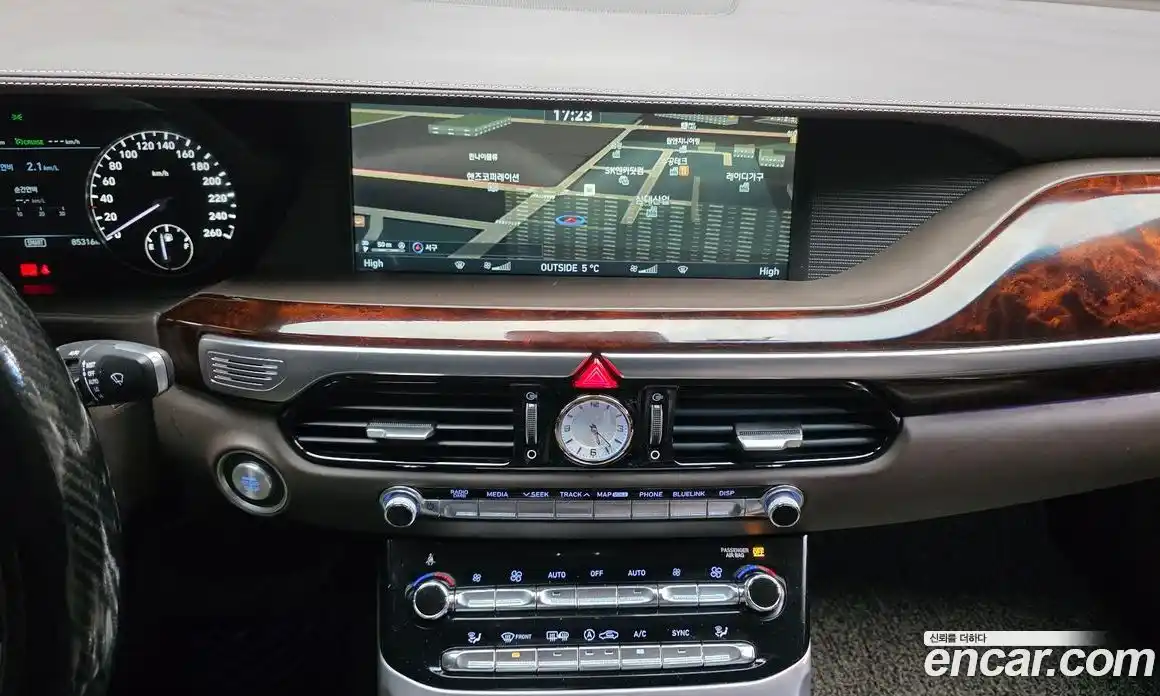 Genesis EQ900 2016 5.0 Автомат в Москве № 58498, фото 13