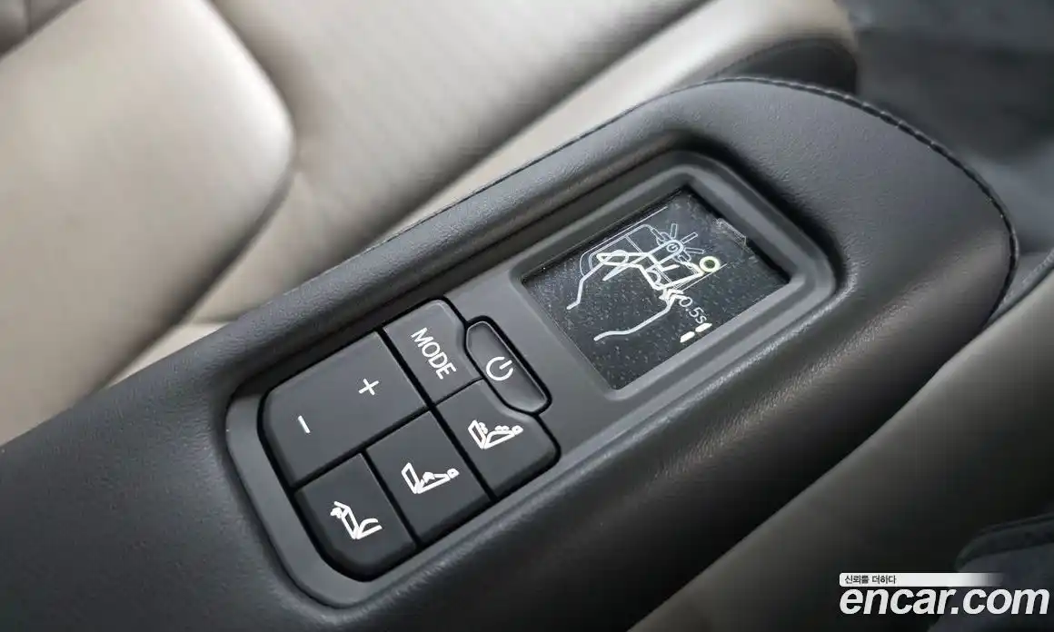 Kia Canival 2024 3.5 Автомат в Москве № 75060, фото 16