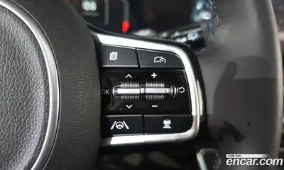 Kia Canival 2024 3.5 Автомат в Москве № 75060, миниатюра 4