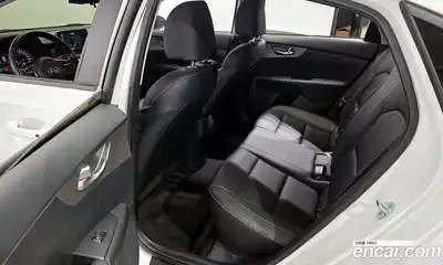 Kia K3 2021 1.6 Автомат в Москве № 102940, миниатюра 9