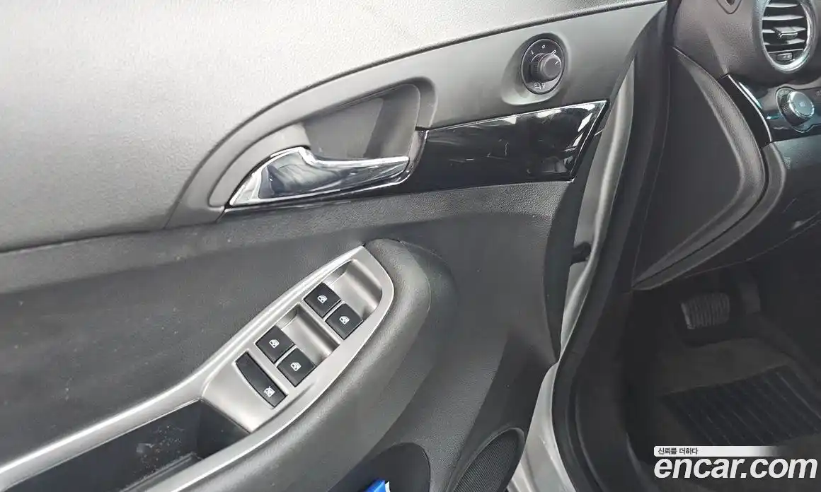 Chevrolet Orlando 2012 2.0 Автомат в Москве № 103992, фото 15