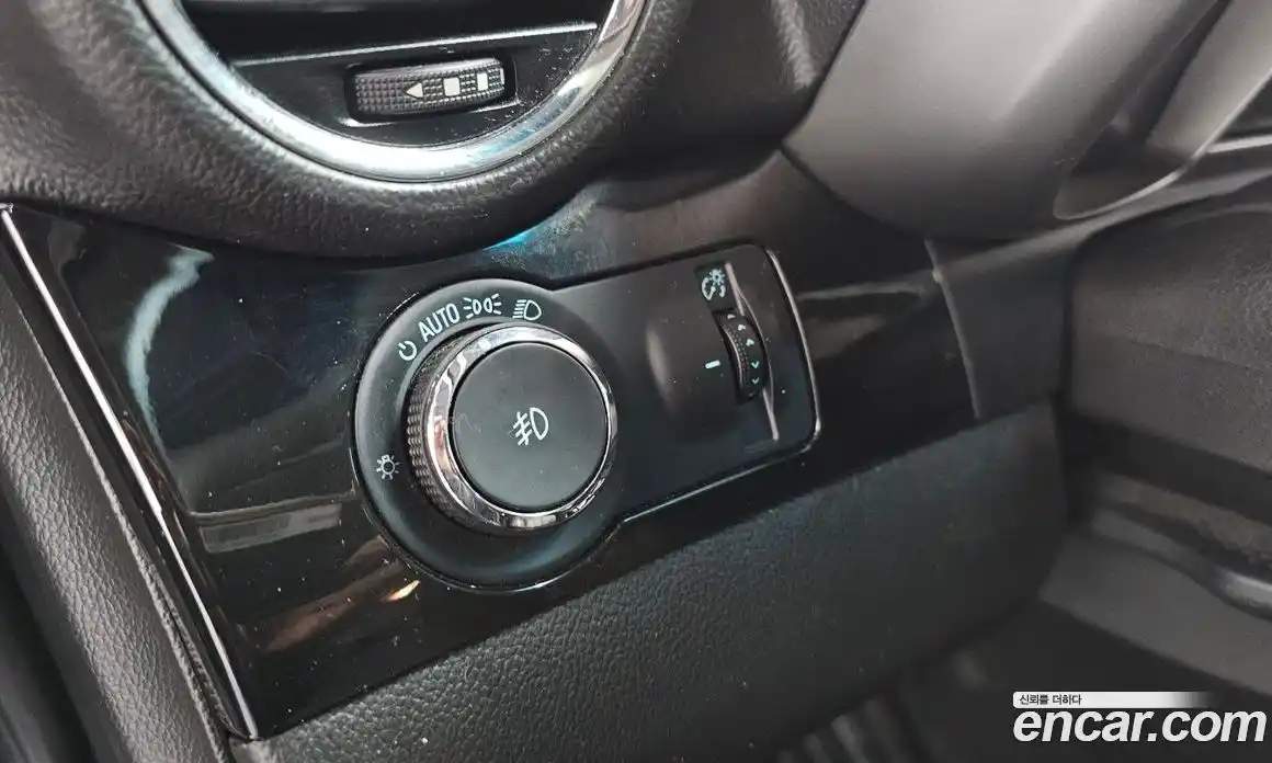 Chevrolet Orlando 2012 2.0 Автомат в Москве № 103992, фото 6