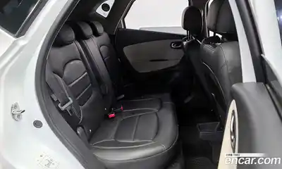 Renault QM3 2018 1.5 Автомат в Москве № 106338, миниатюра 7