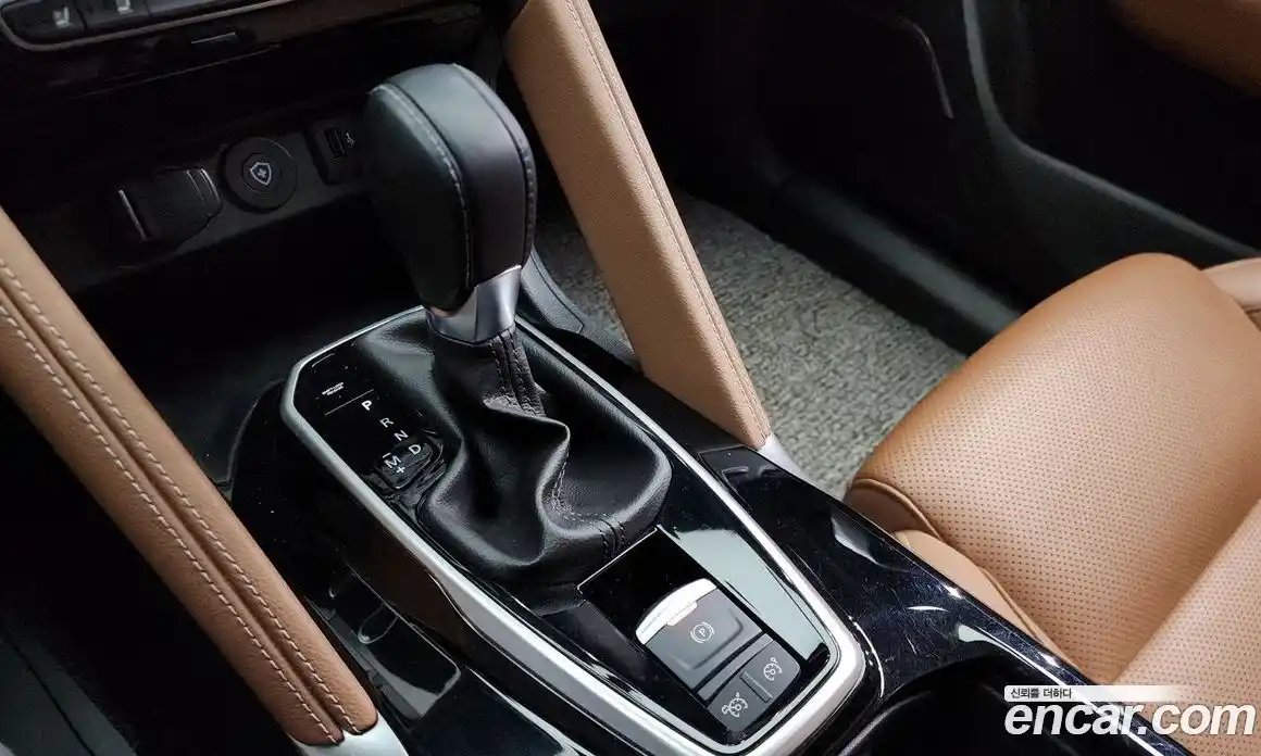 Renault QM6 2024 2.0 Автомат в Москве № 106727, фото 12