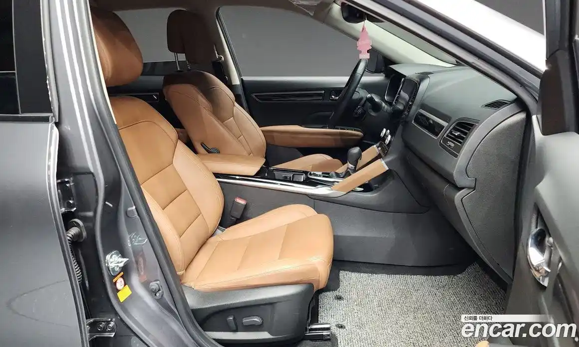 Renault QM6 2024 2.0 Автомат в Москве № 106727, фото 8