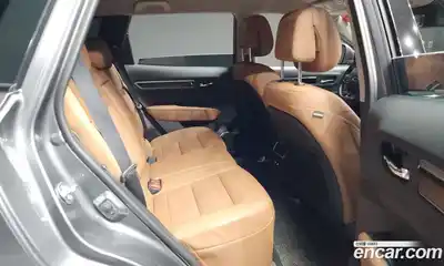 Renault QM6 2024 2.0 Автомат в Москве № 106727, миниатюра 10