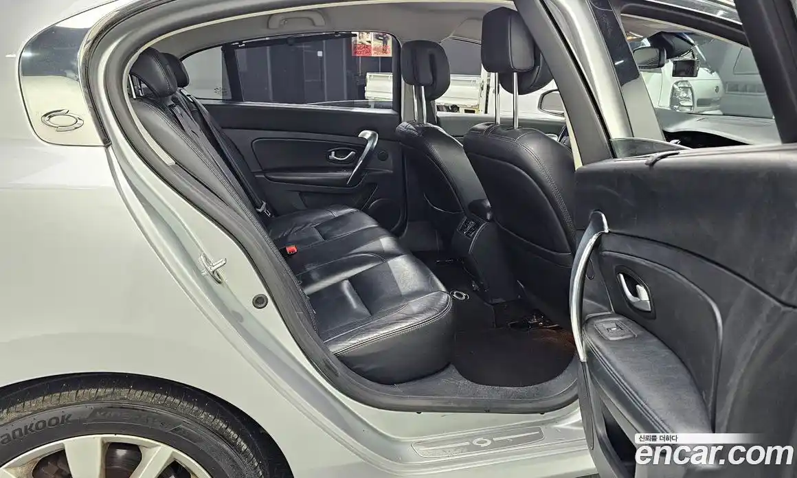 Renault SM5 2010 2.0 Автомат в Москве № 106821, фото 11