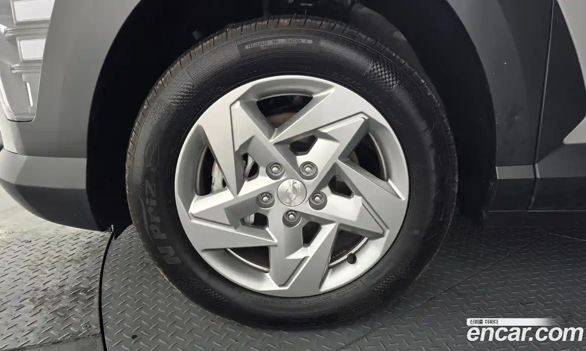 Hyundai Kona 2025 1.6 Автомат в Москве № 111239, фото 12