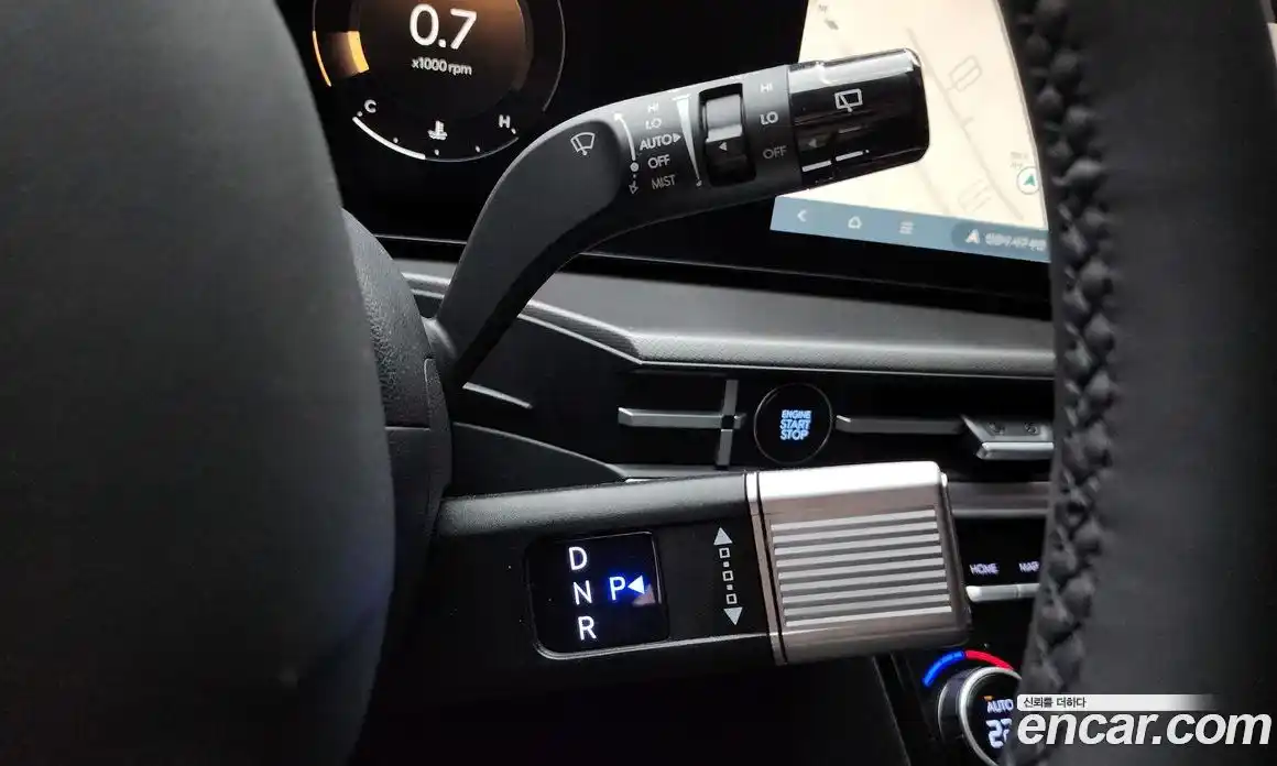 Hyundai Santa Fe 2024 2.5 Автомат в Москве № 112096, фото 12