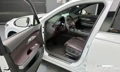 Genesis GV70 2023 2.5 Автомат в Москве № 116975, миниатюра 2