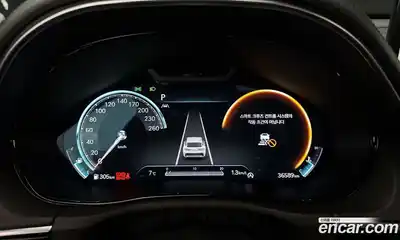 Genesis GV70 2023 2.5 Автомат в Москве № 116975, миниатюра 3