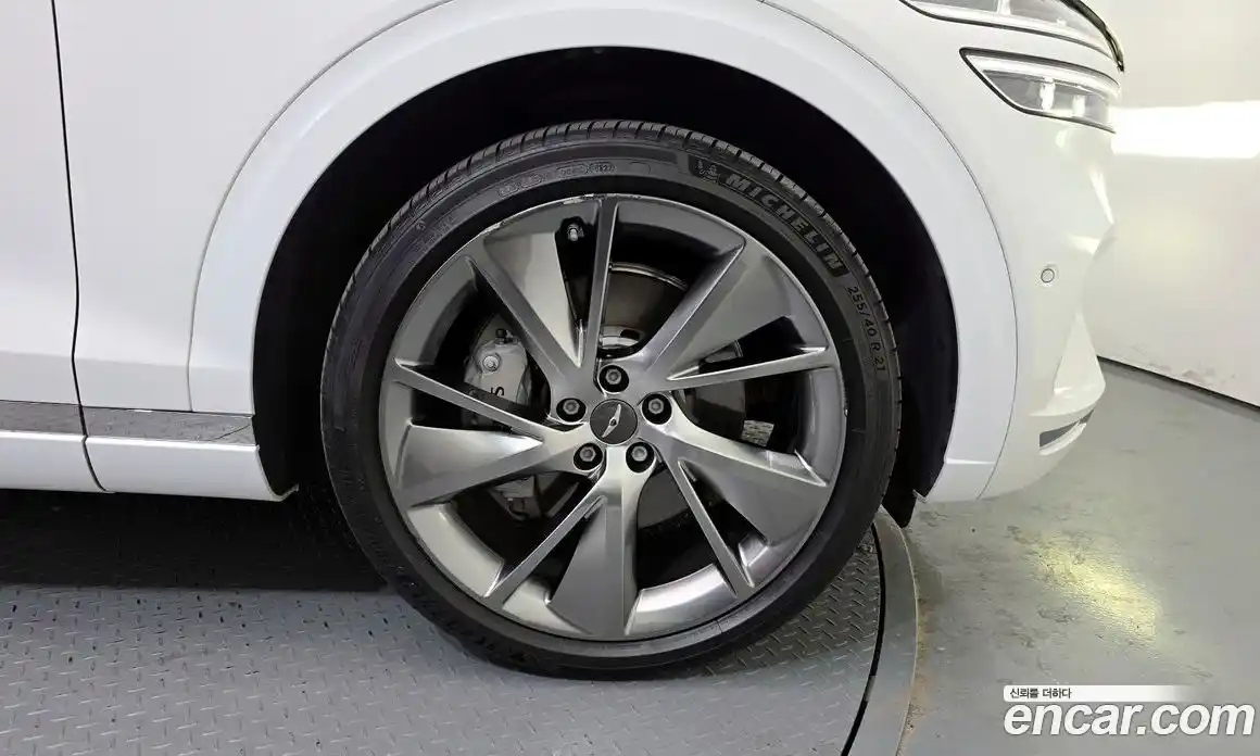 Genesis GV70 2023 2.5 Автомат в Москве № 116975, фото 5