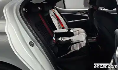 Genesis G70 2023 2.0 Автомат в Москве № 117472, миниатюра 3