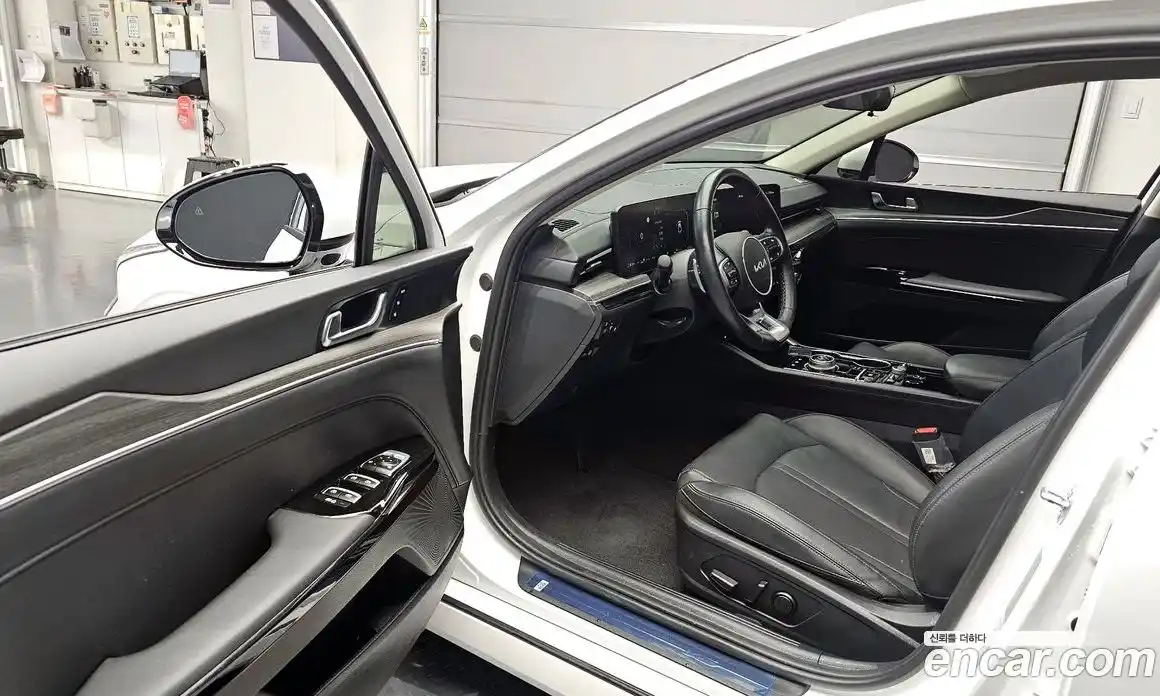 Kia K5 2025 2.0 Автомат в Москве № 120484, фото 17