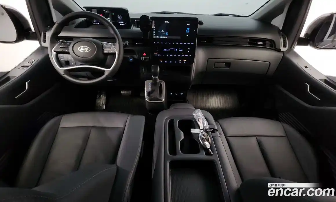 Hyundai Staria 2025 3.5 Автомат в Москве № 125523, фото 11