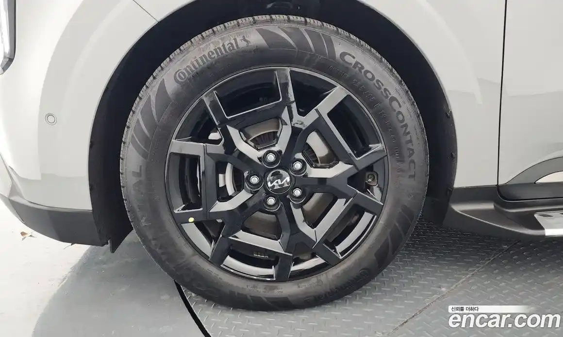 Kia Canival 2025 3.5 Автомат в Москве № 127944, фото 6