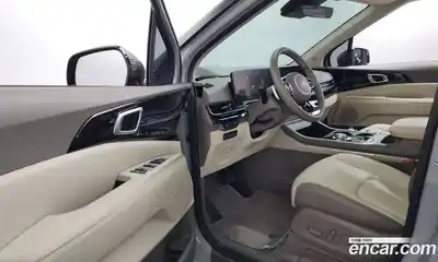 Kia Canival 2025 3.5 Автомат в Москве № 127944, миниатюра 7