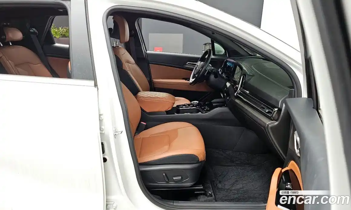 Kia Sportage 2023 1.6 Автомат в Москве № 131297, фото 3