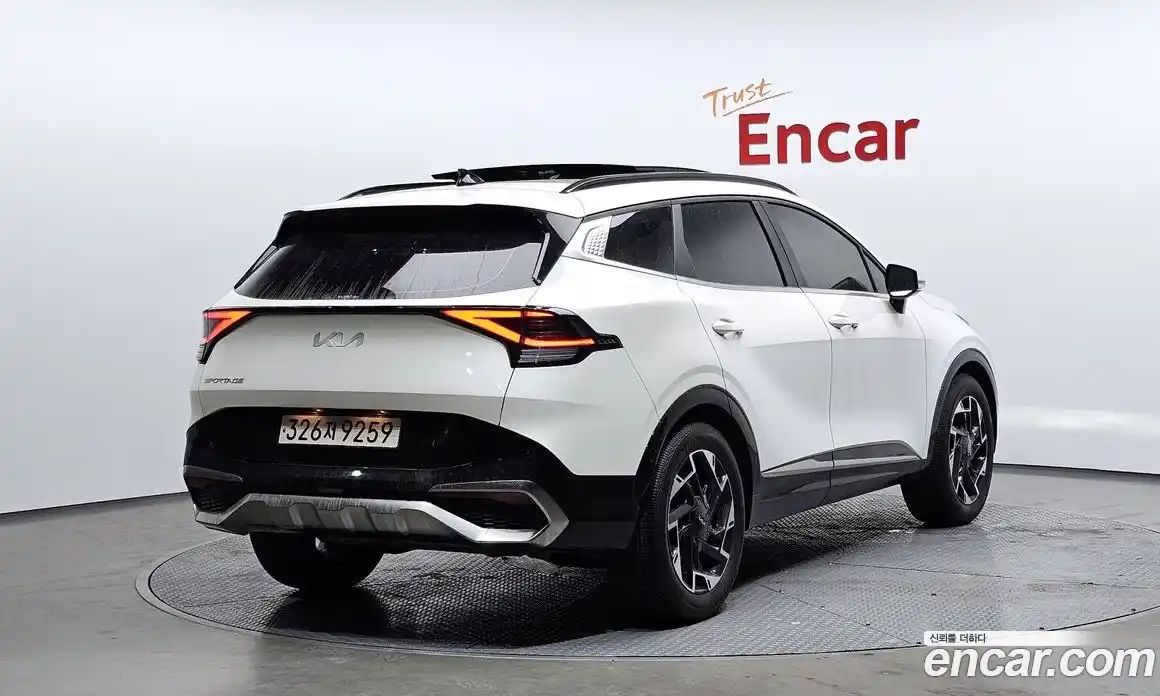 Kia Sportage 2023 1.6 Автомат в Москве № 131297, фото 4